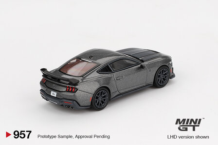 Mini GT 1:64 Ford Mustang Dark Horse 2024 Carbonized Gray. Verwacht