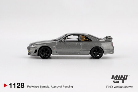 Mini GT 1:64 NISSAN Skyline GT-R Dark Metal Gray (NISMO BCNR33 CRS Version) RHD. Verwacht 02-2025