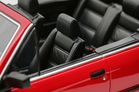 Otto Mobile 1:18 BMW 325i Convertible Bright Red 308 1986. Levering 11-2025
