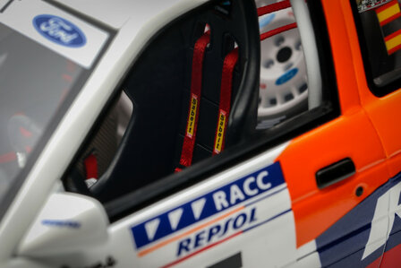Otto Mobile 1:18 Ford Escort, No 5 C. Sainz Rallye Catalunya 1997. Levering 12-2025