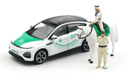 XCartoys 1:64 XPENG G6 Dubai Police Set X33-01. groen wit