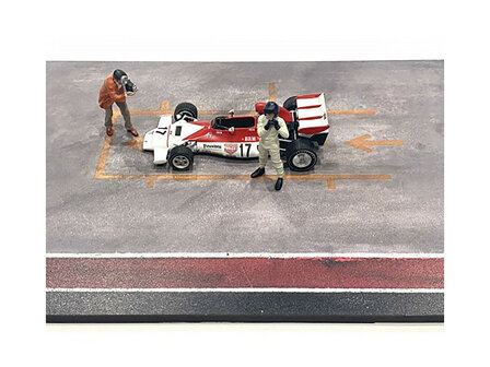 American Diorama 1:43 Race Day Metal Figure set no 2 - set 2 figuren