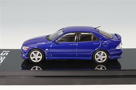 Hobby Japan 1:64 Lexus IS 200 (E10), blue 1999