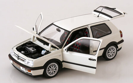 Norev 1:18 Volkswagen Golf GTI 1996 Candy White