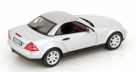 Norev 1:18 Mercedes Benz SLK 1996 Brillant Silver 2024