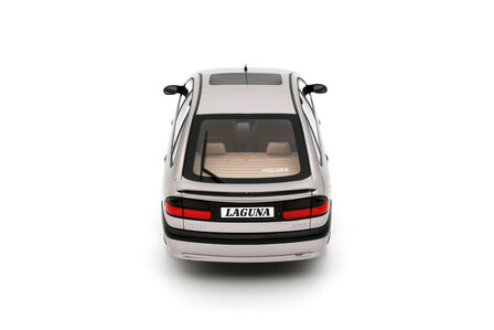 Otto Mobile 1:18 Renault Laguna V6 3.0 Baccara Gris Opale 1996. Levering 12-2025