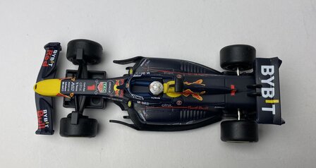 Carrera 1:43 Red Bull Racing RB18 No1 Max Verstappen, Diecast pull back