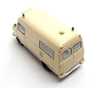 Matrix 1:43 Opel Blitz Voll Johanitter Aalen 65-75 beige. Verwacht Q1-2026