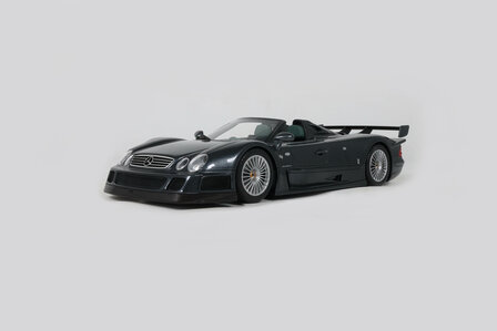 GT Spirit 1:18 Mercedes Benz CLK GTR Roadster 1999 grijs. Levering 05-2026