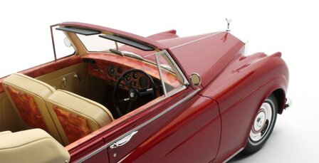 Cult Models 1:18 Rolls Royce Silver Cloud DHC Shell red 60-62