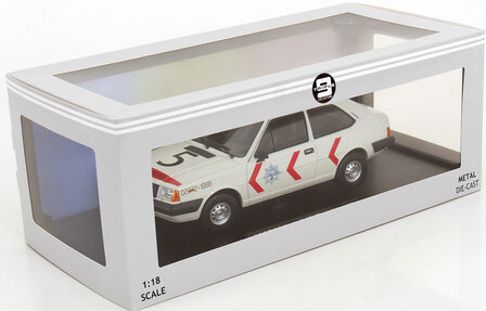 Triple9 1:18 Volvo 343 GLS 1982 - Politie Nederland
