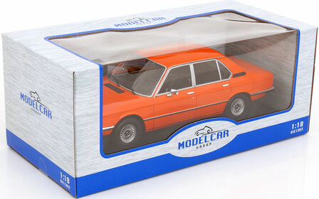 MCG 1:18 BMW 5er (E12), orange, 1973