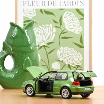 Norev 1:18 Volkswagen Golf GTI 1998 Cosmic Green metallic. Levering 12-2025