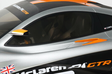 GT Spirit 1:8 MCLaren P1 GTR Pebble Beach grey 2014 incl showcase. Levering 06-2026