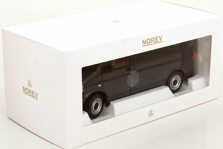 Norev 1:18 Volkswagen Transporter 2003 Grey
