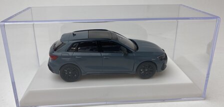 Norev 1:43 Audi RS 3 2025 Kermora Grey incl. vitrine