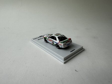 Kyosho 1:64 Castrol ( Nissan ) Skyline GT-R Gr.A 1990 No 23 with LED incl vitrine