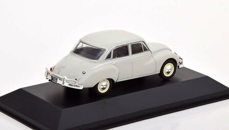 Atlas 1:43 Auto Union 1000 S 1960 lichtgrijs in blisterverpakking