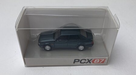 Premium Classixxs 1:87 Alfa Romeo 75 donkergroen 1988