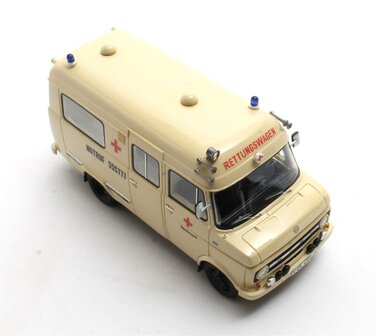 Matrix 1:43 Opel Blitz Voll Rettungswagen Neurenberg 65-75 beige - limited 100 pcs