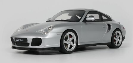GT Spirit 1:18 Porsche 911 ( 996.2) Turbo Polar silver 2001. Levering 08-2026