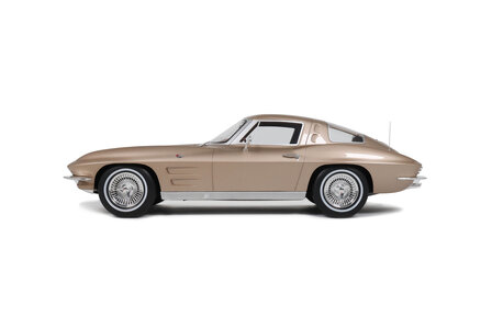GT Spirit 1:12 Chevrolet Corvette C2 Saddle Tan 1963. Levering 08-2026