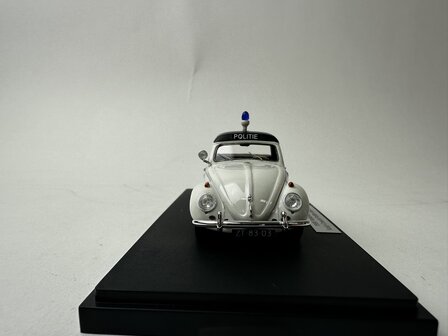 Matrix 1:43 Volkswagen Kever Beetle kuip coach politie Den Haag met tonneau 1958