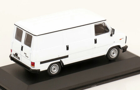 IXO 1:43 Fiat Ducato wit 1982