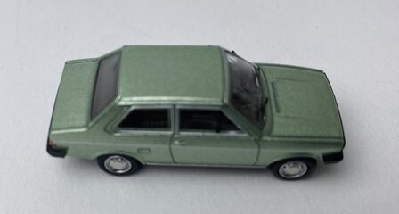 Premium Classiixxs 1:87 Volkswagen Derby I 1979 lichtgroen in windowbox