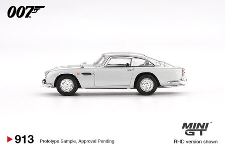 Mini GT 1:64 Aston Martin DB5 Skyfall English Packaging 2012