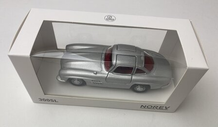 Norev 1:43 Mercedes Benz 300 SL 1954 Silver Jet-car in window-box