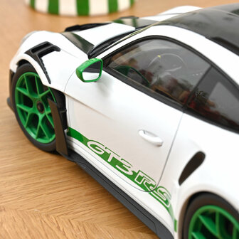 Norev 1:12 Porsche 911 GT3 RS Tribute to Carrera RS 2022 White/Python Green. Levering 08-2026