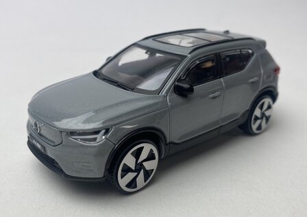 Bburago 1:43 Volvo EX40  licht grijs