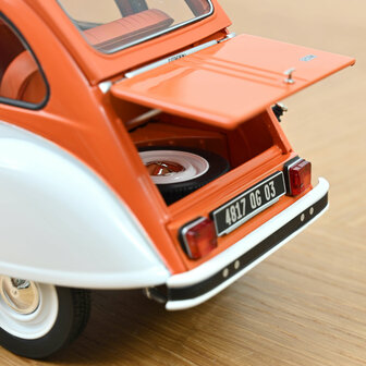 Norev 1:18 Citroen 2CV Spot 1976 wit / oranje. Levering 10-2026
