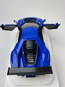 Autoart 1:18 Ford GT Le Mans Plain Body Version bluw