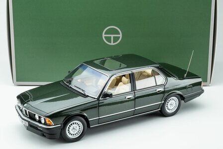 Touring Modelcars 1:18 BMW 745i E23 1984 achat green metalic. Verwacht 11-2026