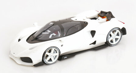 GT Spirit 1:18 NILU Super white 2025.