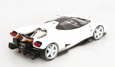 GT Spirit 1:18 NILU Super white 2025.