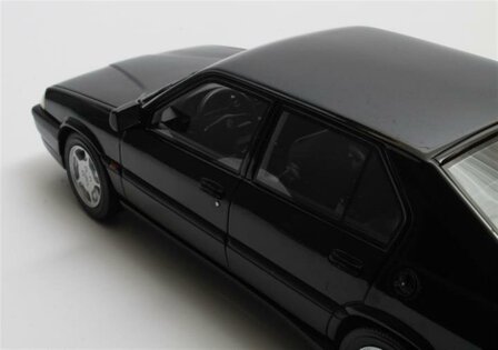 Cult Models 1:18 Alfa Romeo 33 S QV Permanent 4 black 1991