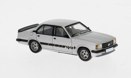 Premium Classixxs 1:87 Opel Ascona B Sport 1979 zilver met zwart - in windowbox