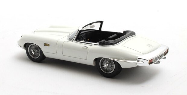 Matrix 1:43 Jaguar E-type Roadster Italsuisse/Frua wit open 1964