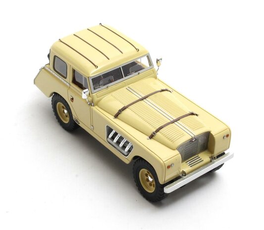 Matrix 1:43 Landrover 109 Bell Aurens longnose gesloten geel