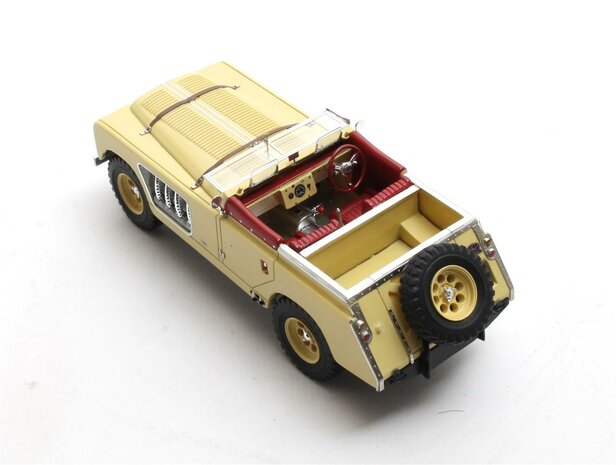 Matrix 1:43 Landrover 109 Bell Aurens longnose open geel