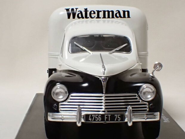 Atlas 1:24 Peugeot 203 " encre Waterman" 1957