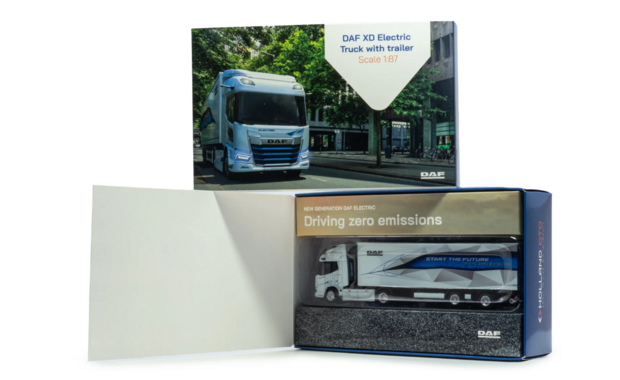 Holland Oto 1:87 DAF XD Electric truck with trailer - Start the Future