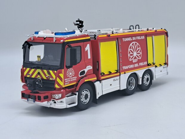 Alerte 1:43 Mercedes Benz Antos Antos BAI VSAT 8000S Pompier " Tunnel de Fréjus ". Limited 300 pcs