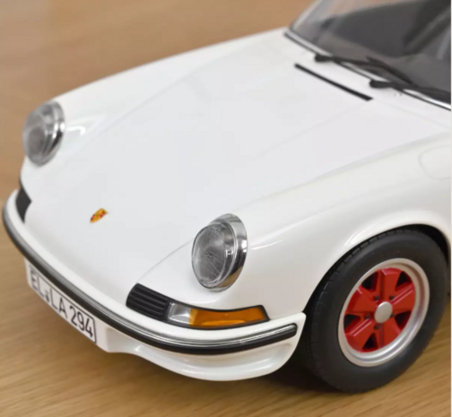 Norev 1:12 Porsche 911 Carrera RS 2.7 1973 Grand-Prix-White/Red. Verwacht 09-2025