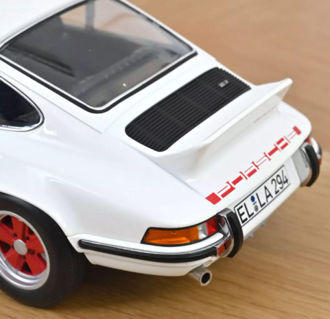 Norev 1:12 Porsche 911 Carrera RS 2.7 1973 Grand-Prix-White/Red. Verwacht 09-2025