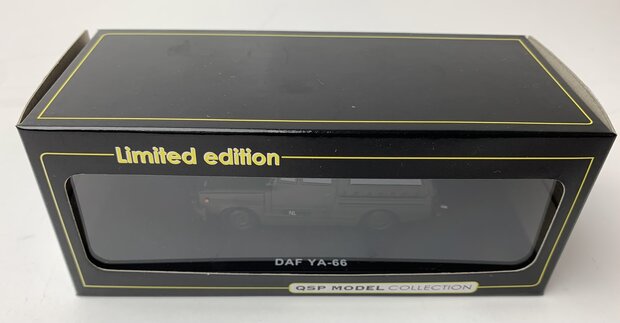 Golden Oldies 1:43 Daf YA-66 dicht legergroen resin model