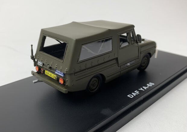 Golden Oldies 1:43 Daf YA-66 Marechaussee legergroen resin model - in QSP verpakking